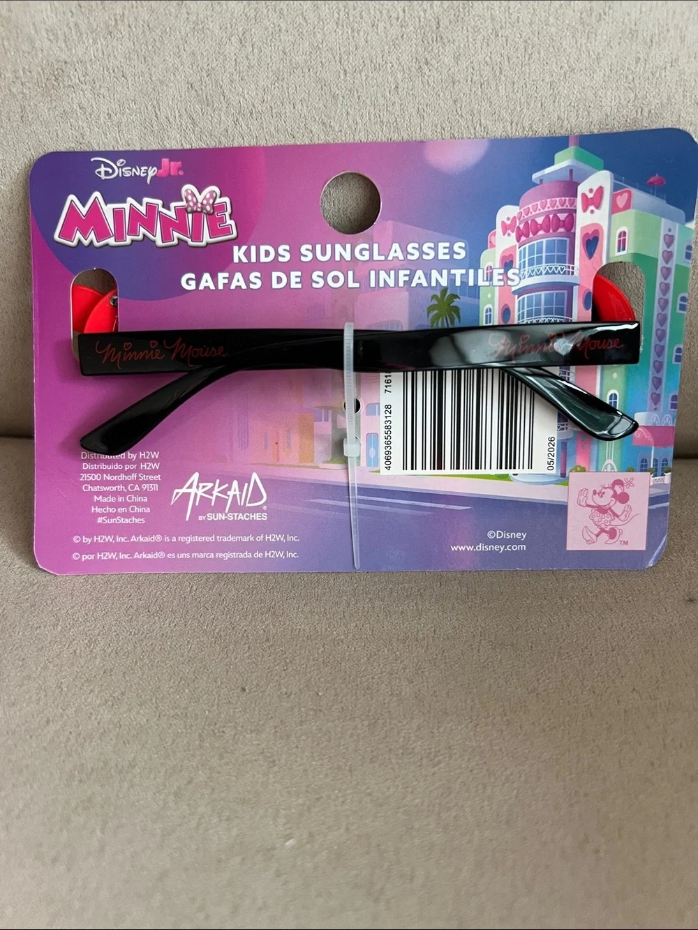 NWT Disney Minnie Heart Sunglasses for Kids  🕶️